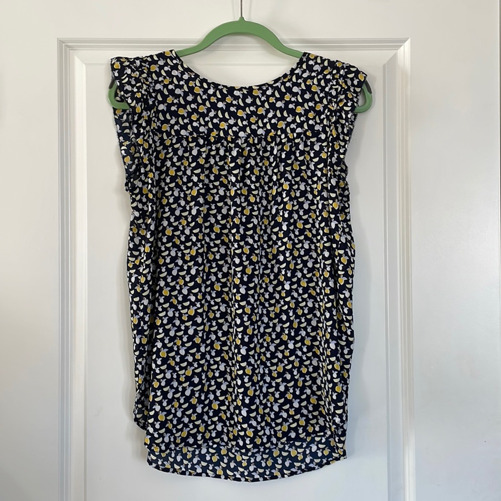 LOFT navy patterned sleeveless blouse